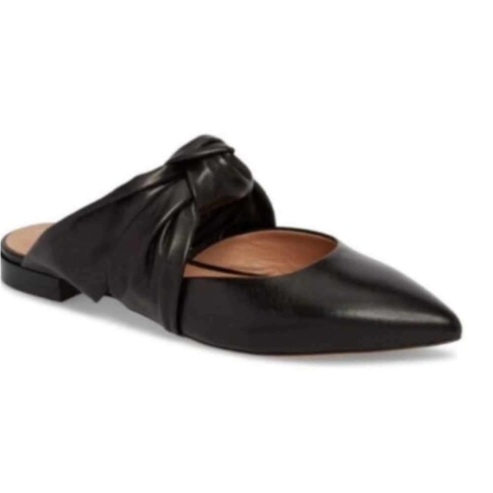Lewit Black Pointed Leather Knot Mule Flats